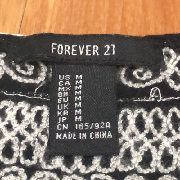 Forever 21 Black and White Embroidered Dress Size Medium - Picture 8 of 8